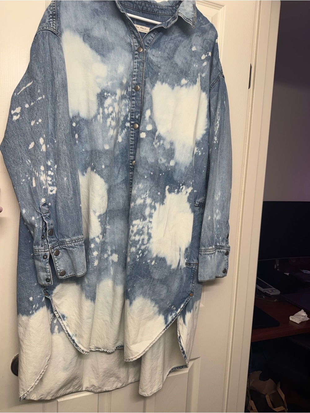 We The Free - Free People Bleached Denim Button Front Tunic Shirt XL